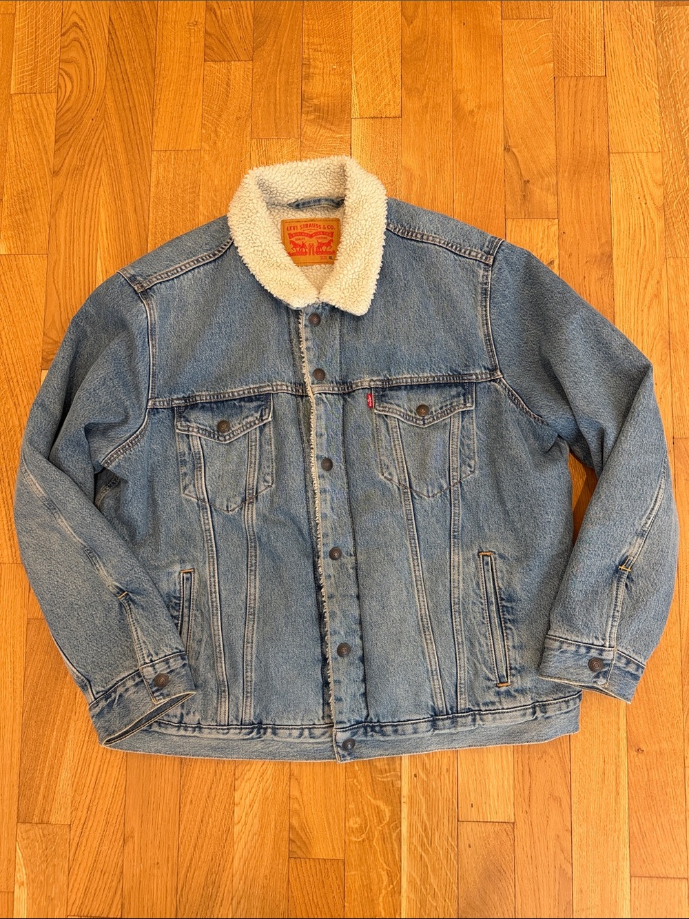 Levi's Light Blue Denim Jacket with Cream Sherpa Lining